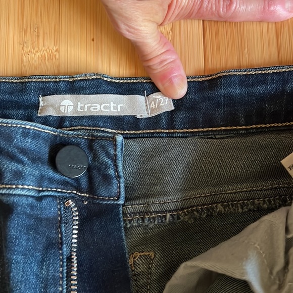 Dark wash jeans by Tractr, size 4/27. No distressing just a nice pair of jeans! - Picture 2 of 5